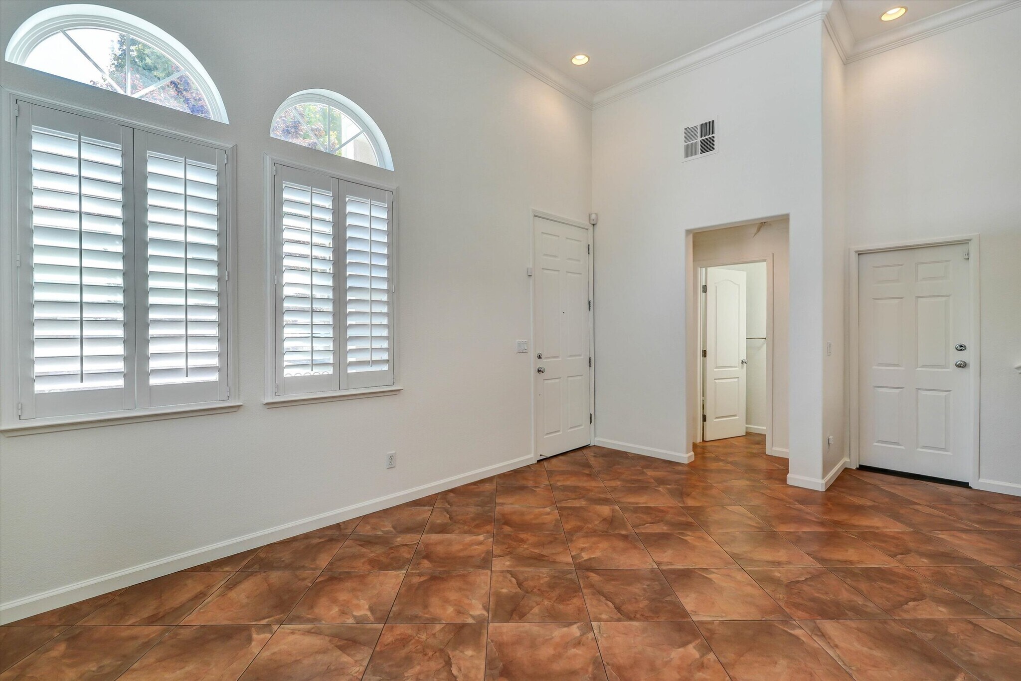 Building Photo - 378 Olive Hill Dr
