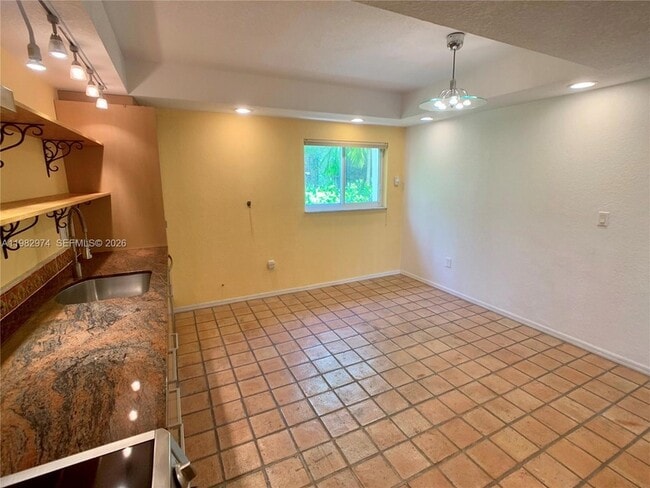 Building Photo - 1853 Jefferson Ave