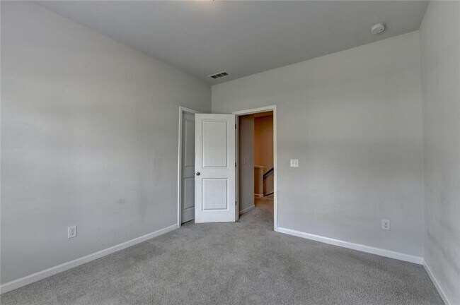 Building Photo - 3695 Andover St