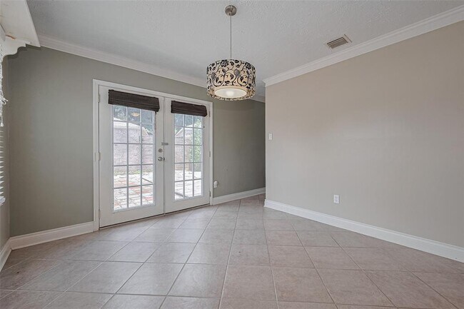 Building Photo - 16006 Glen Mar Dr