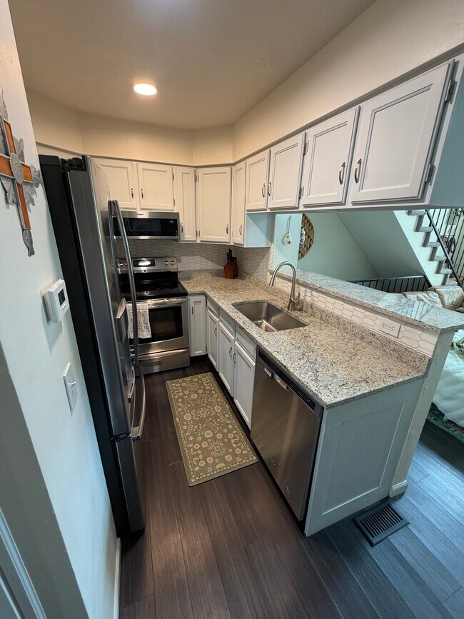 Building Photo - 2993 W 81st Ave