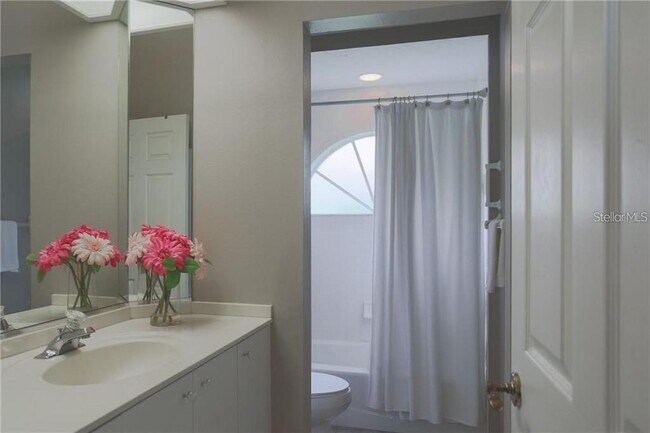 Building Photo - 6308 Thorndon Cir