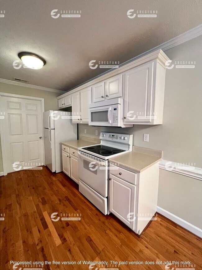 Building Photo - 1751 Renwick Dr