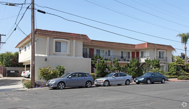 Primary Photo - Villa Loraine Apartments