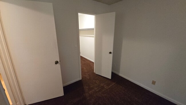 Building Photo - 109 Thornwell Ct