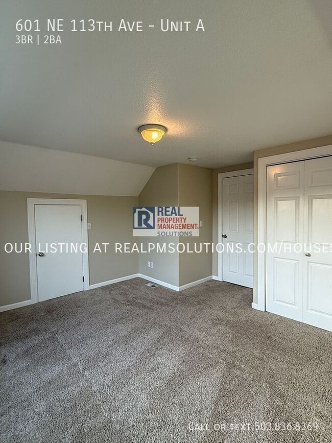 Building Photo - 601 NE 113th Ave