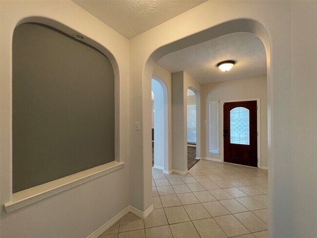 Building Photo - 2898 Torano Cir