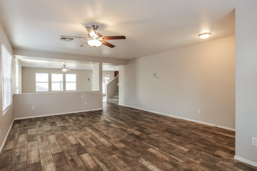 Building Photo - 16919 W Marshall Ln