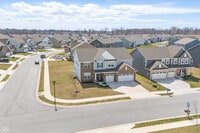 Building Photo - 3999 Kensington Dr