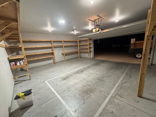 Building Photo - 6111 Meisenheimer Ave