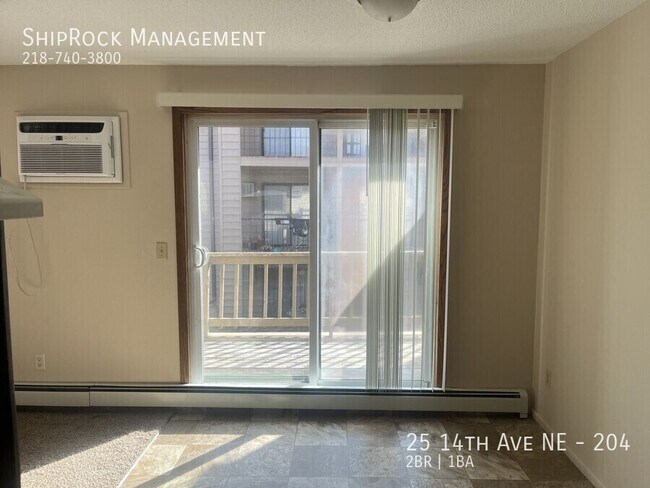 Building Photo - 25 14th Ave NE