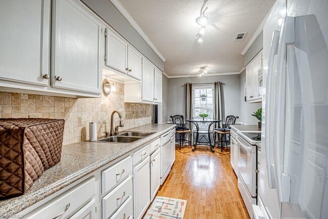 Building Photo - 2672 Windy Xing