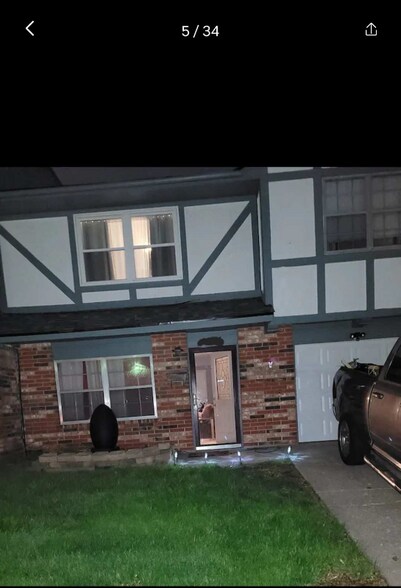 Primary Photo - 4005 Hedges Ave