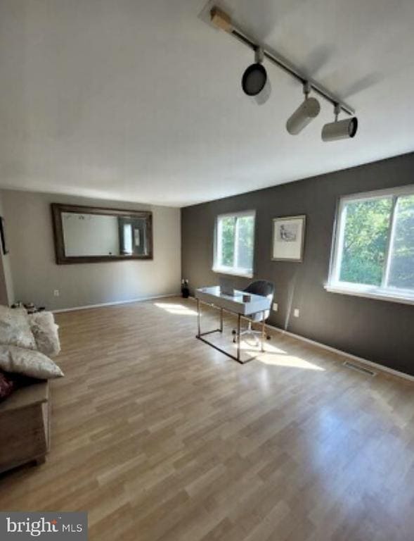 Building Photo - 1415 Greenmont Ct