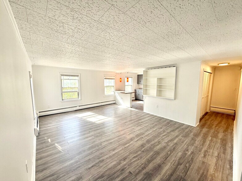 Building Photo - 54 4th St