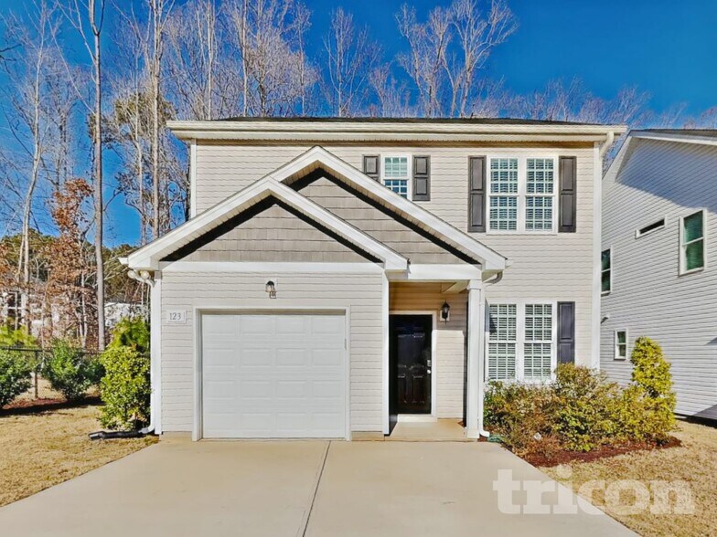 Building Photo - 123 Diploma Dr