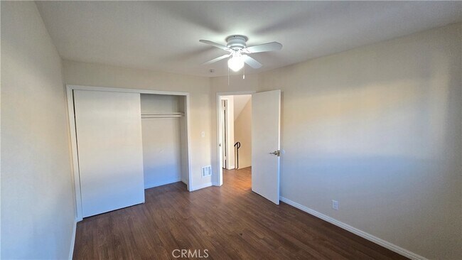 Building Photo - 4505 Canoga St