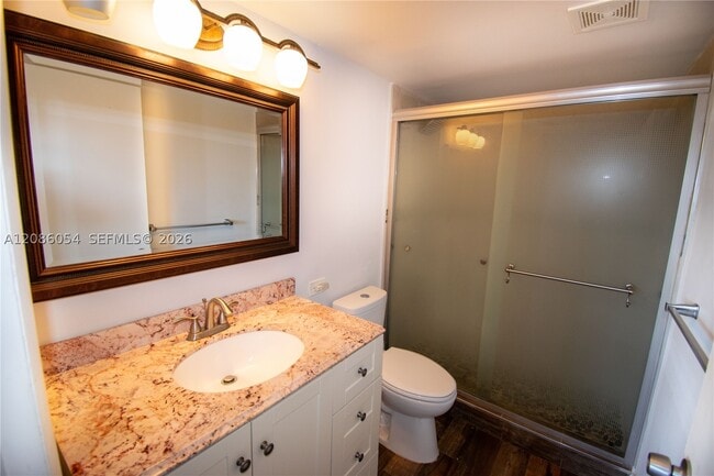 Building Photo - 110 S Shore Dr