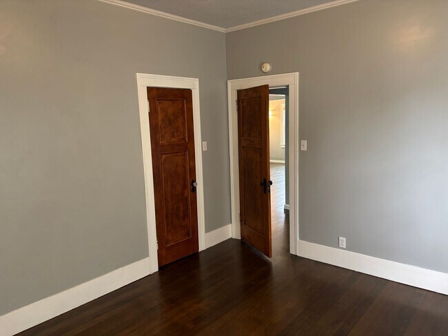 Building Photo - Spacious 3-Bedroom Craftsman Home with Solar Savings and Fully Fenced Yard