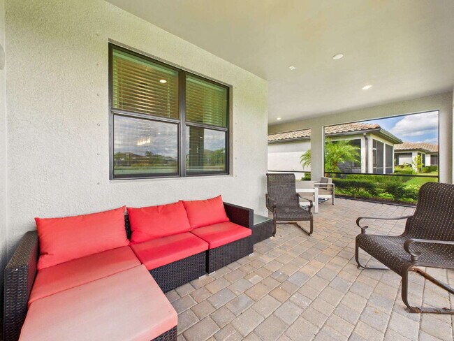 Building Photo - Furnished 3 Bedroom, 2 Bath Single-Family Home in The Place at Corkscrew!