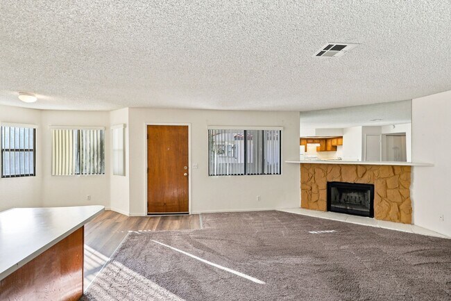 Building Photo - 2705 Beaver Creek Ct