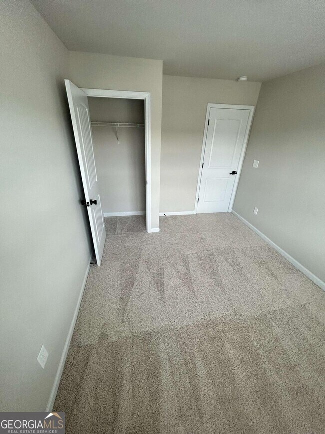 Building Photo - 287 Turtle Creek Dr