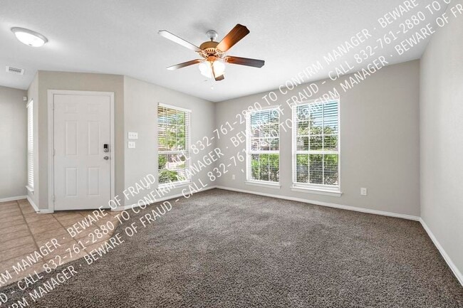 Building Photo - 5827 Tinsley Dr