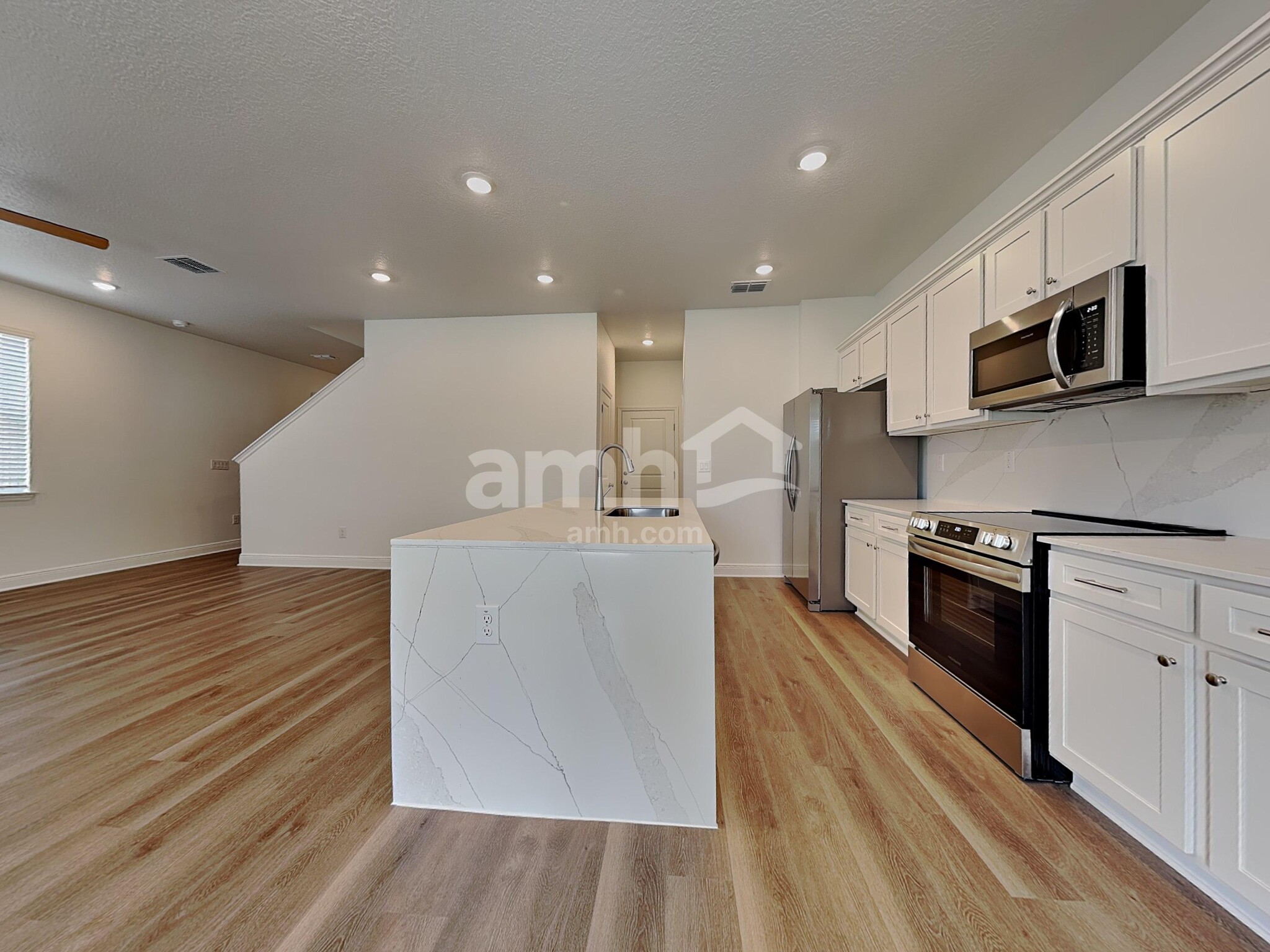 Building Photo - 6749 Atlantic Bch Ave
