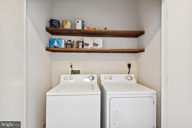 Building Photo - 1201 East-West Hwy