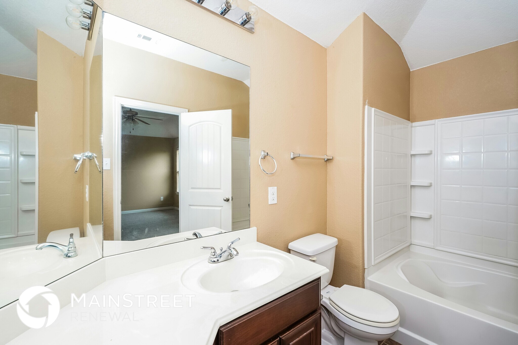 Building Photo - 2445 Galemeadow Dr