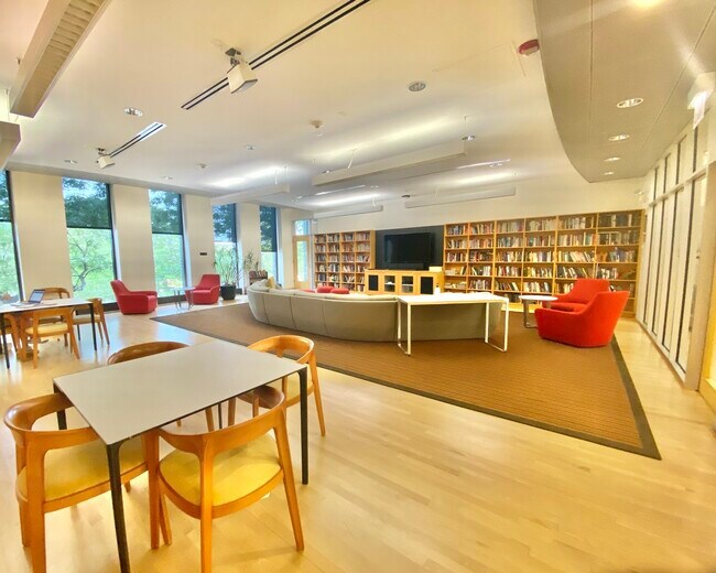 Building Photo - 505 N Lake Shore Dr