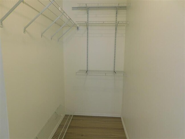 Closet - 231 Juarez Way