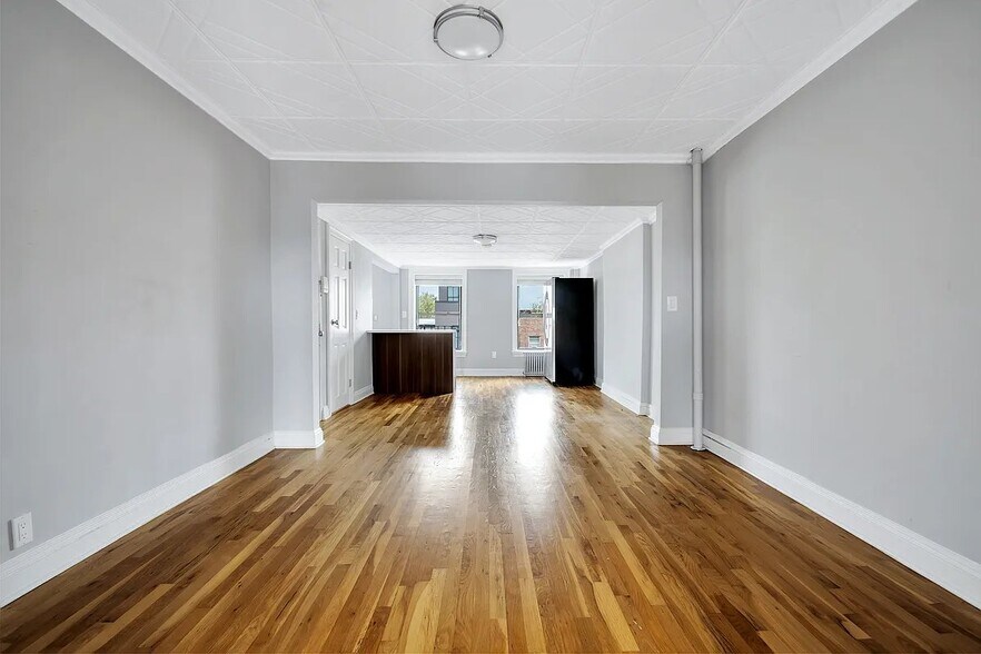Building Photo - 43 Woodhull St