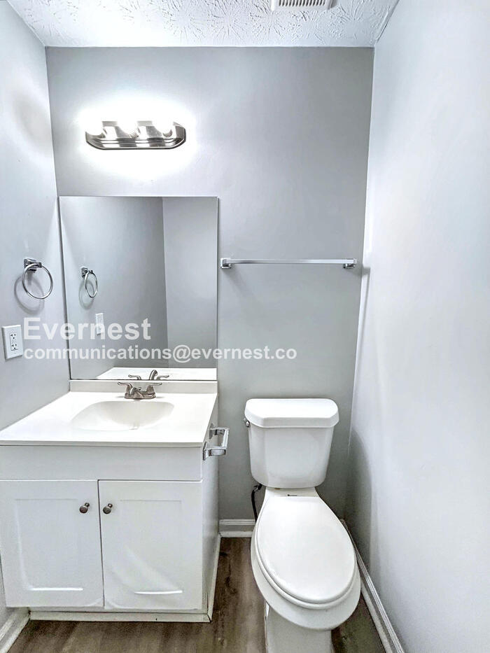 Building Photo - 1194 Stoneham Ct