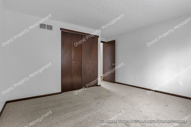 Building Photo - 2126 Sari Lynn Ct