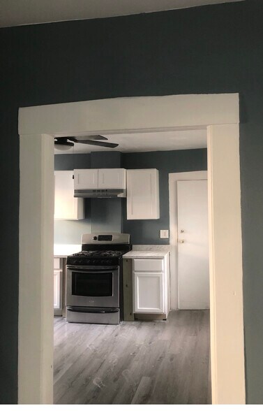 Building Photo - 61 Greene St