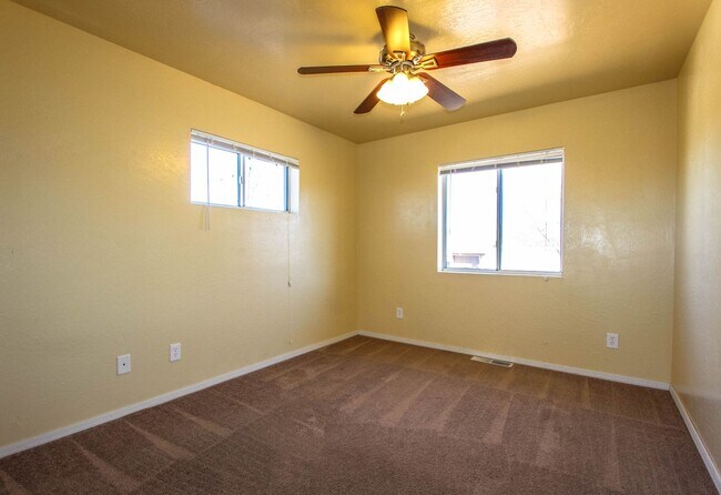 Building Photo - Prescott Valley Four Bedroom Home