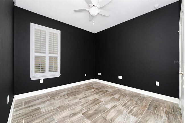 Building Photo - 915 Fountain Coin Loop