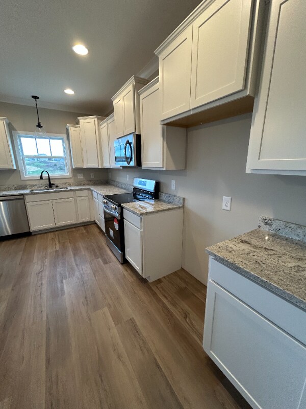 Building Photo - 122 Roseberry St