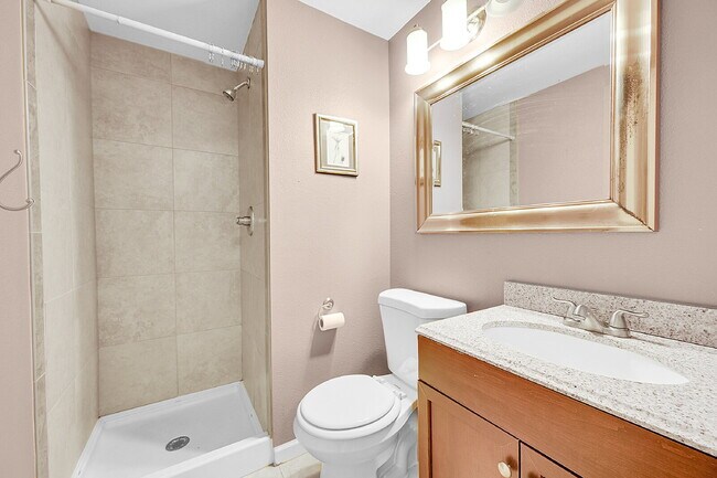 Building Photo - $2,700.00 - 3 Beds, 2.5 Baths, Townhouse i...