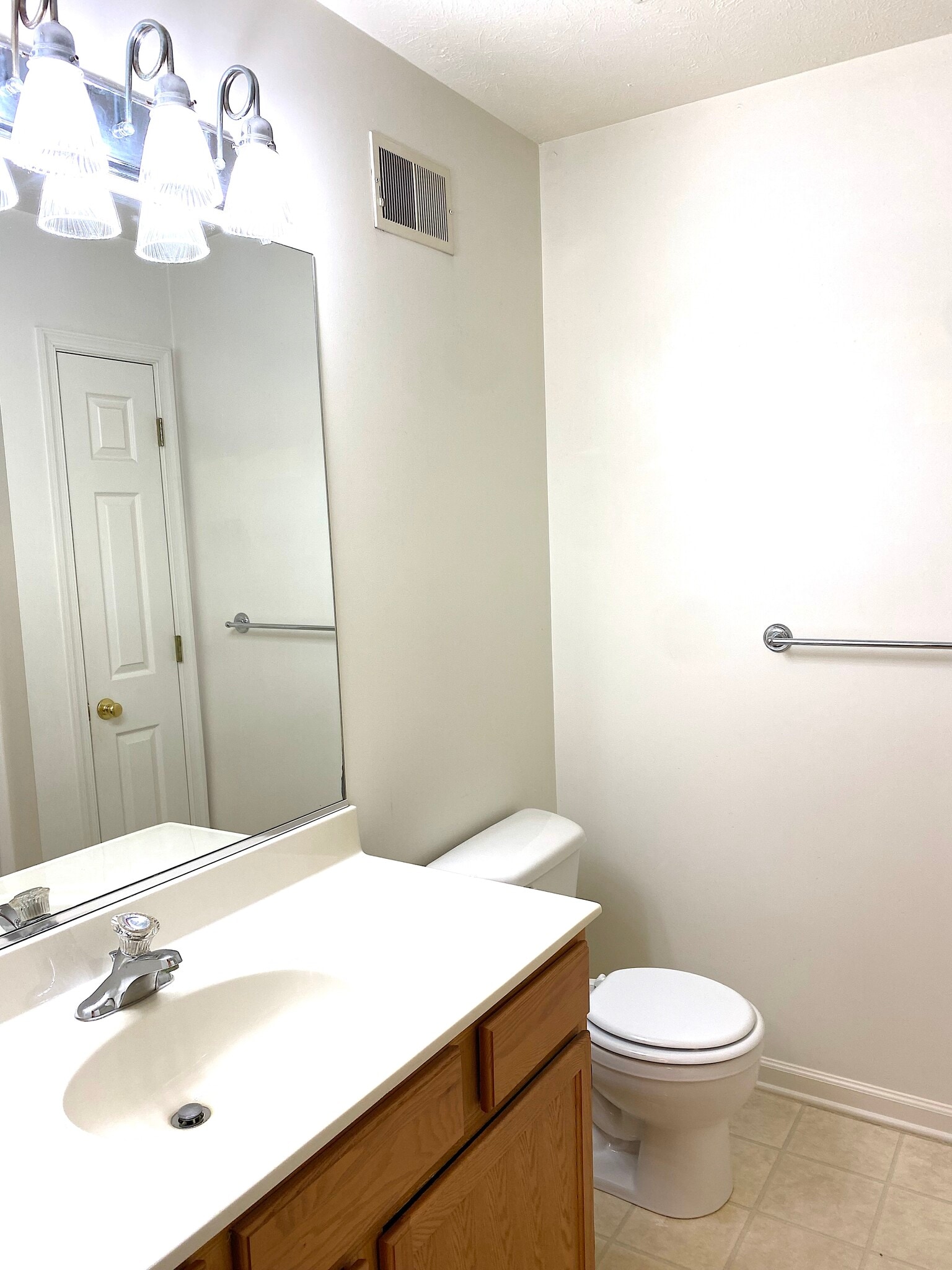 Building Photo - 104 Windstone Dr