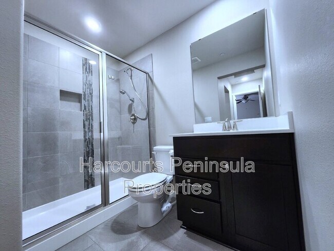 Building Photo - 4785 Driftwood St