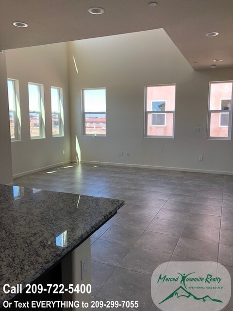 Building Photo - Bonadelle Neighboorhood 3 story home! Apply now to schedule viewing.
