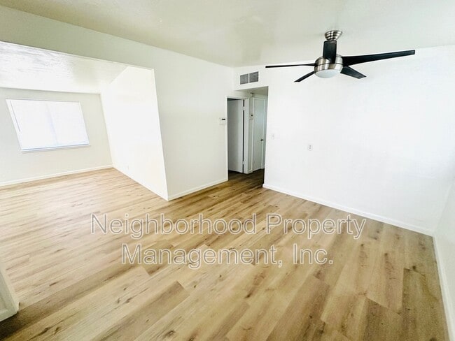 Building Photo - 1126 W Birch Ave