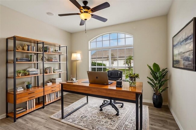 Building Photo - 235 Royal Palm Dr