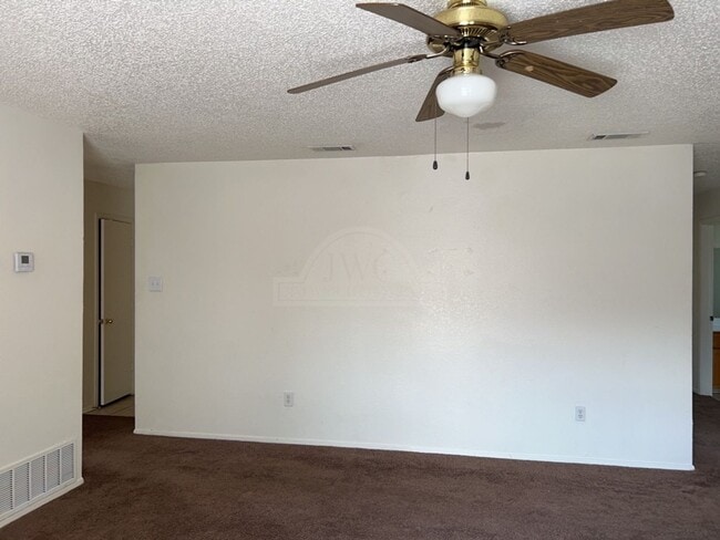 Building Photo - 4603 Stallion Dr