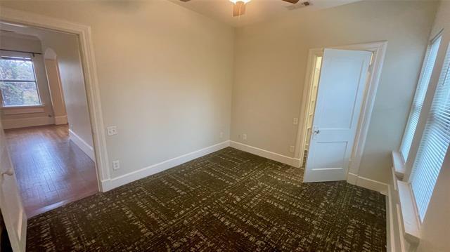 Building Photo - 5347 Lewis St