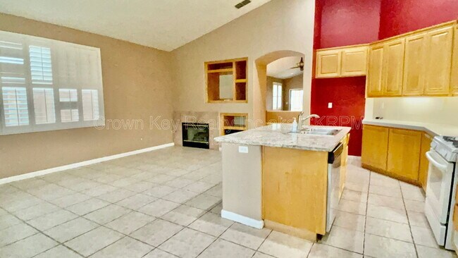 Building Photo - 1844 Oswego Ct