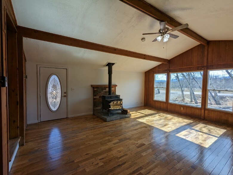Building Photo - 320 Beaver Creek Rd