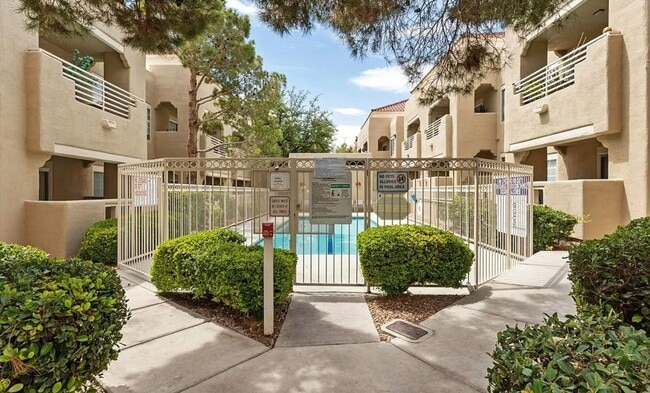 Building Photo - Beautiful First-Floor Summerlin Condo in La Posada – 2 Bed, 2 Bath with Private Patio